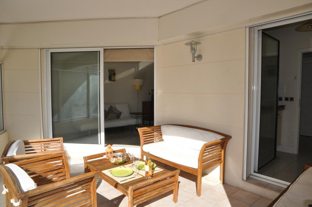 Appartement Stunning 2 Bed, 2 Bath On The Sea Front Has Swimming Pool And Is A Secure Modern Building 464