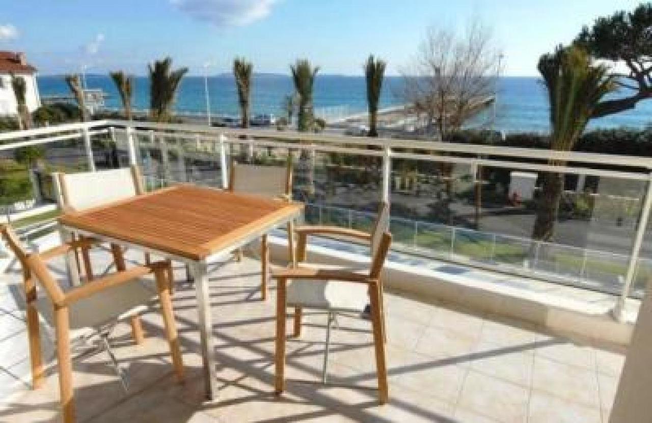 Appartement Stunning 2 Bed, 2 Bath On The Sea Front Has Swimming Pool And Is A Secure Modern Building 464 *