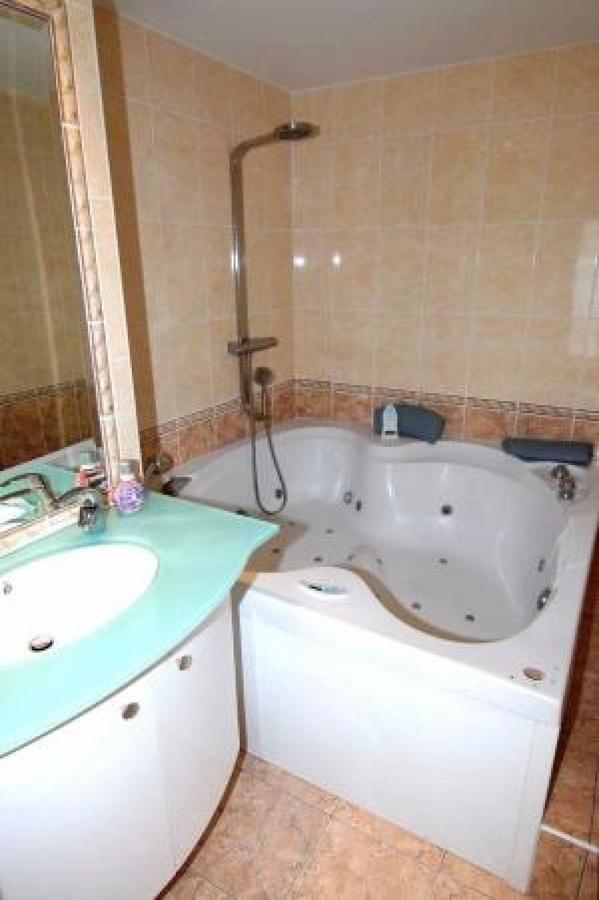 Appartement Stunning 2 Bed, 2 Bath On The Sea Front Has Swimming Pool And Is A Secure Modern Building 464